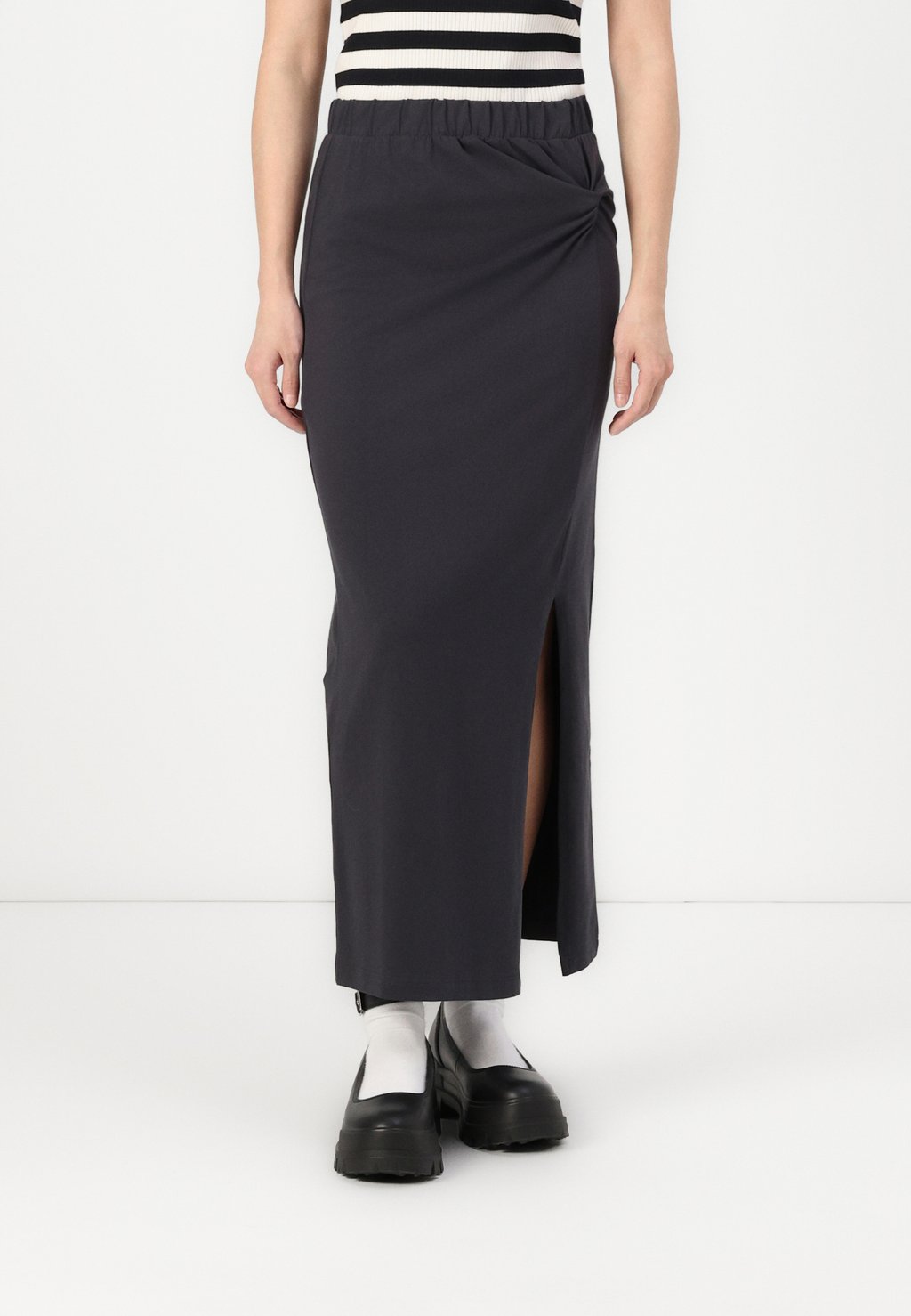 

Юбка макси NMCAMILLA LONG KNOT SKIRT Noisy May, черный