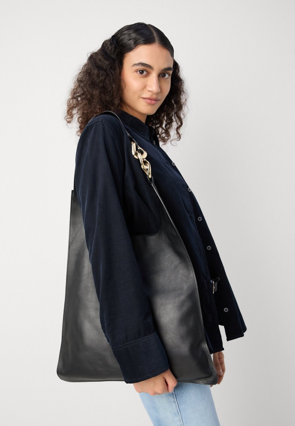 

Блузка на пуговицах BLOUSE A SHAPE LONGSLEEVE COLLAR SOLID Marc O'Polo, темно-синий