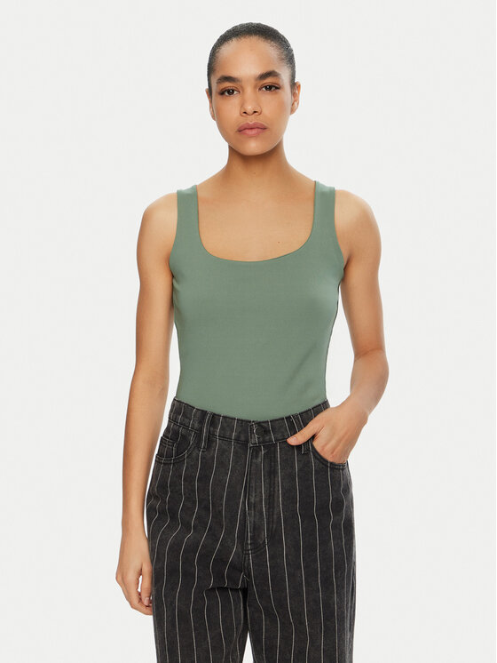 

Топний стандартный крой Million 10305800 Vero Moda, зеленый