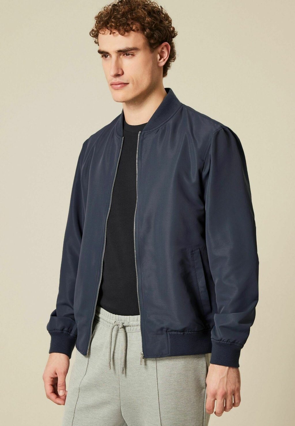 

Куртка-бомбер CLEAN REGULAR FIT Next, цвет blue