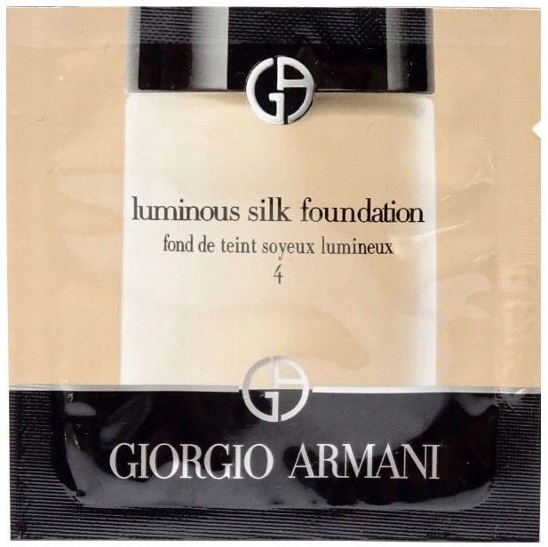 

GIORGIO ARMANI LUMINOUS SILK FOUNDATION №. 4 - 5 образцов по 1 мл, всего 5 мл