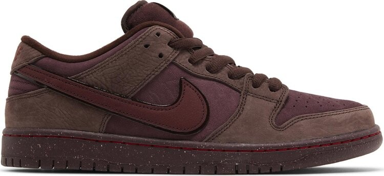 

Кроссовки Dunk Low Premium SB 'City of Love Collection - Burgundy Crush', красный