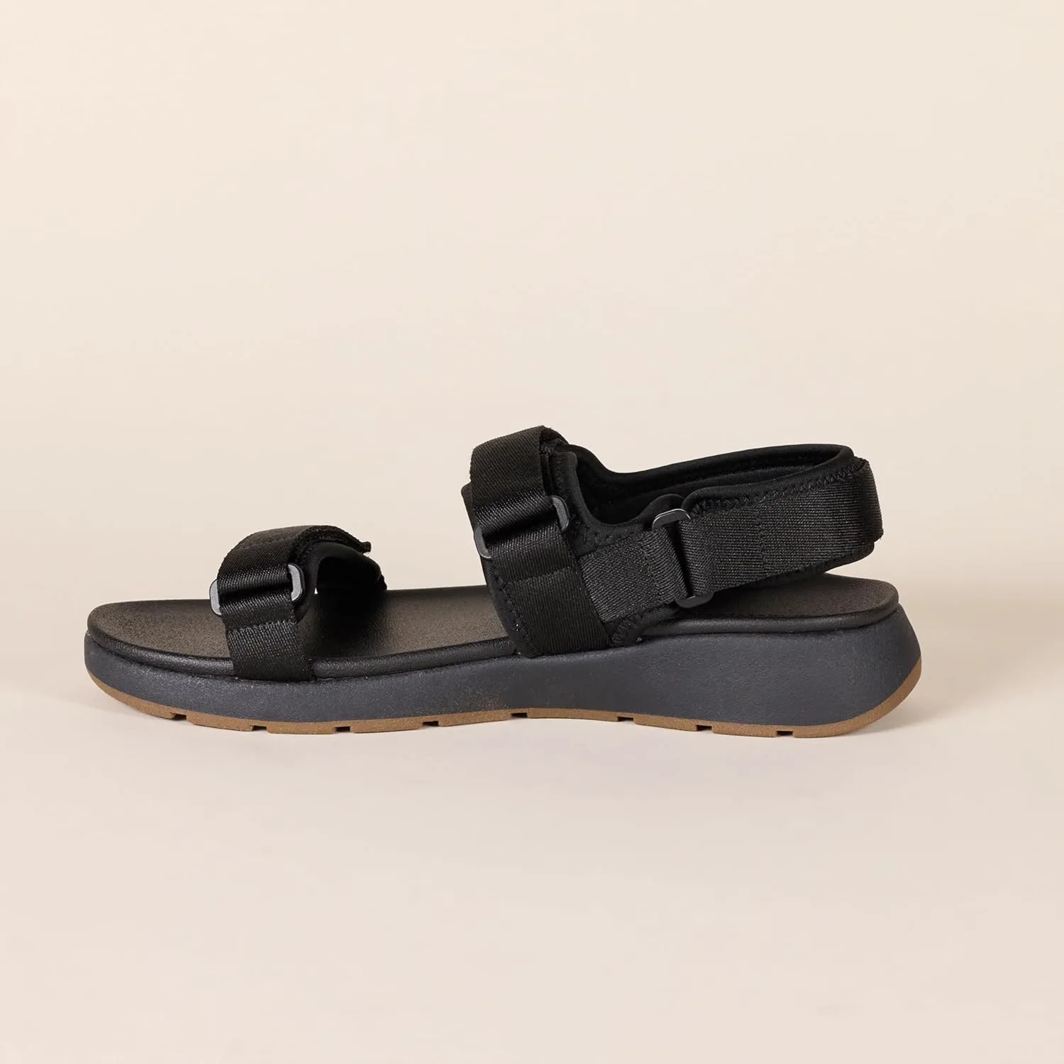 Шлепанцы Amazon Essentials Men's Adjustable Triple Strap Sandal, черный