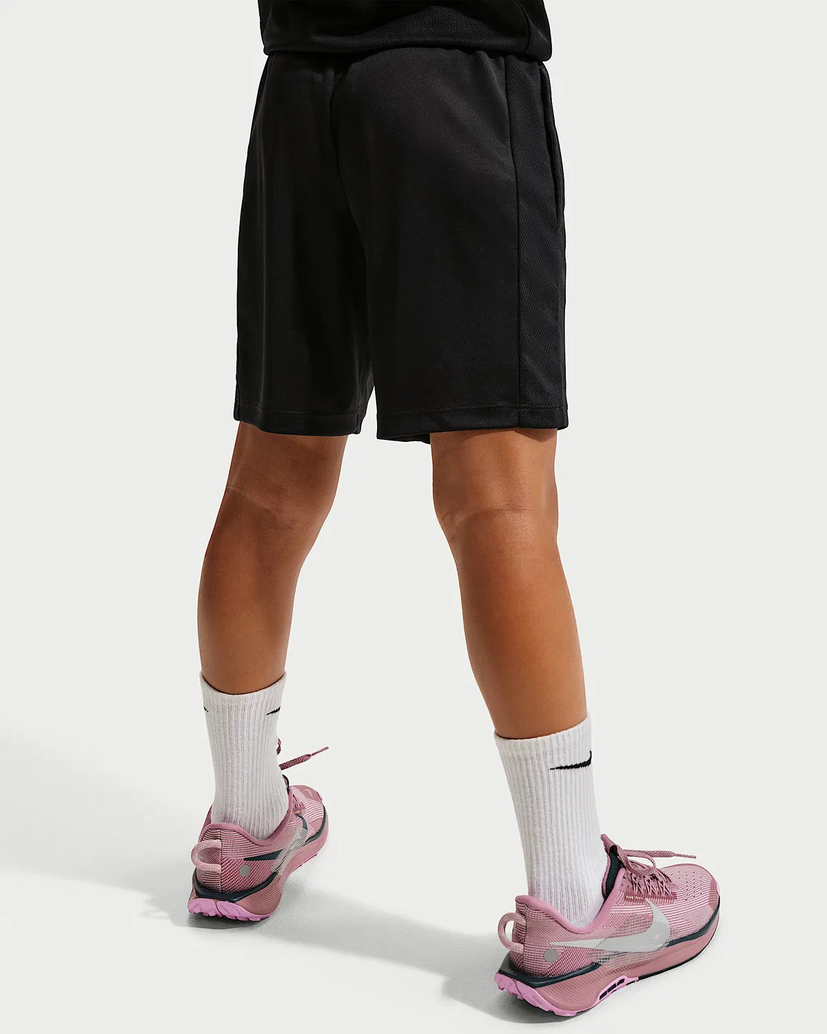 Детские шорты Nike Trophy23 Dri-FIT для мальчиков, Black/Black/White — фото 3