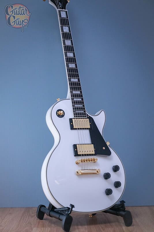 

Электрогитара Epiphone Les Paul Custom Alpine White