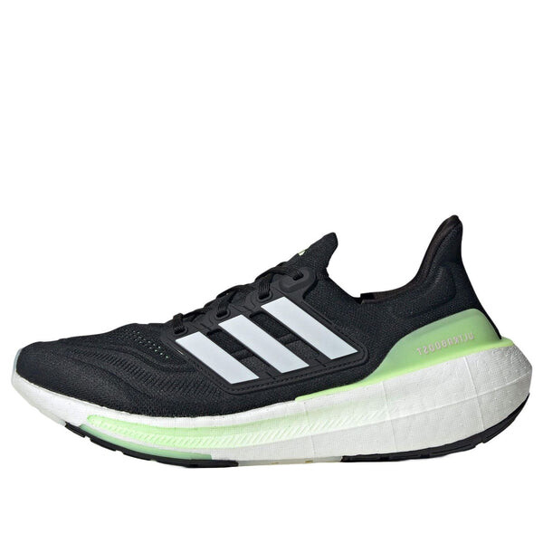 

Кроссовки ультрабуст лайт Adidas, черный