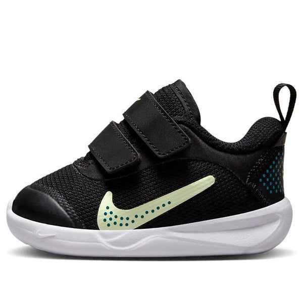 

Кроссовки omni multi-court 'black barely volt' Nike, черный