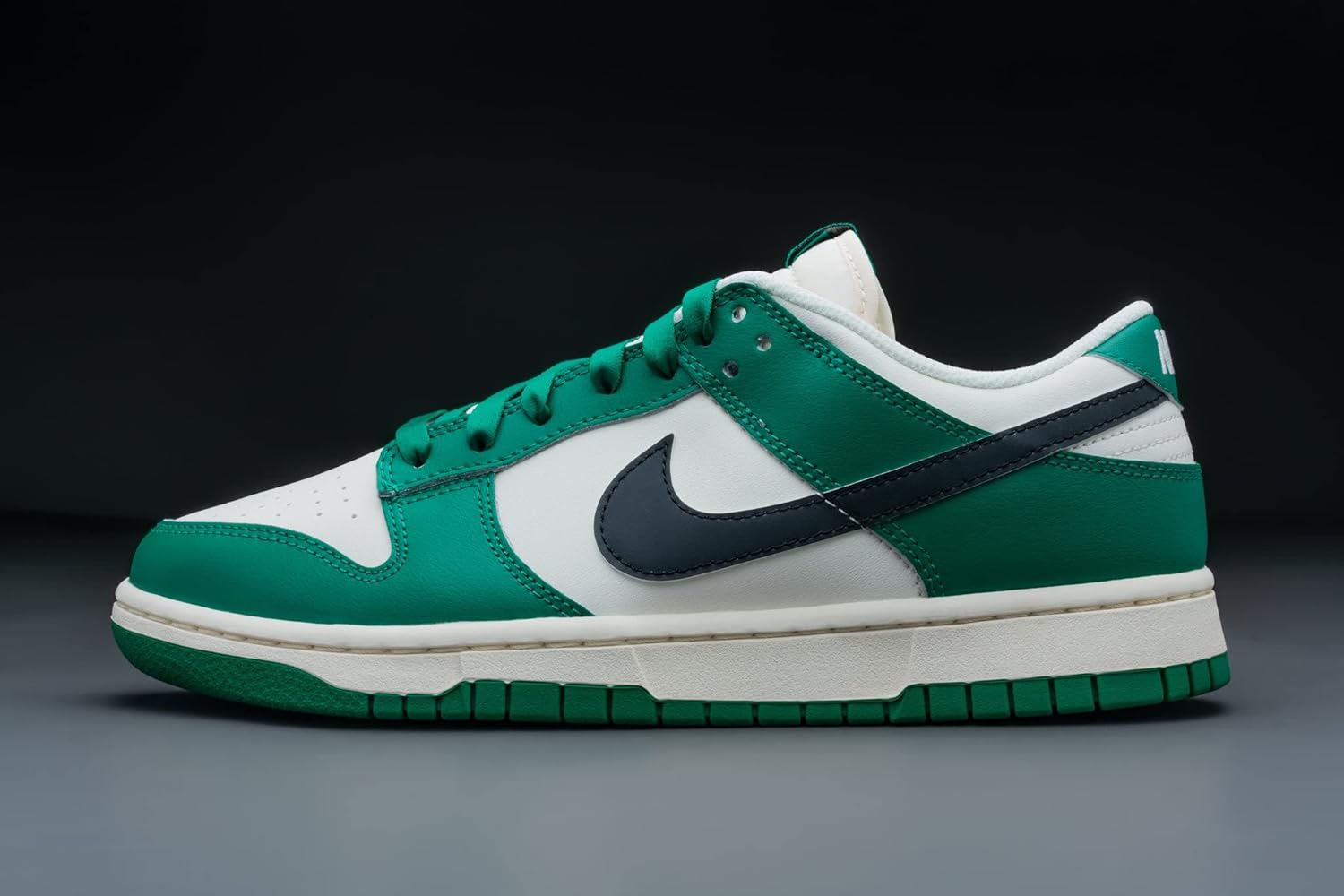 Мужские кроссовки Nike Dunk Low, Malchite Black Light Ivory — фото 2
