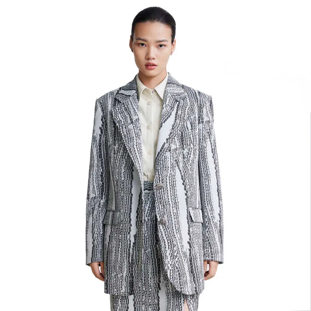 

Блейзер Lily Fashionable Monogrammed Jacquard, серый