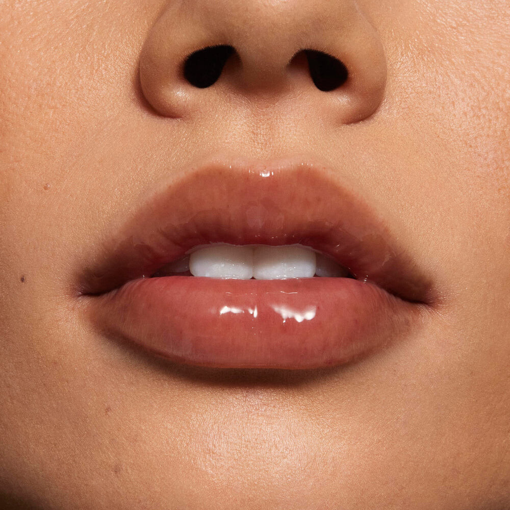 Уход за губами Kylie Cosmetics Lip Butter, sheer brown in toasted marshmallow scent/toasted marshmallow — фото 3