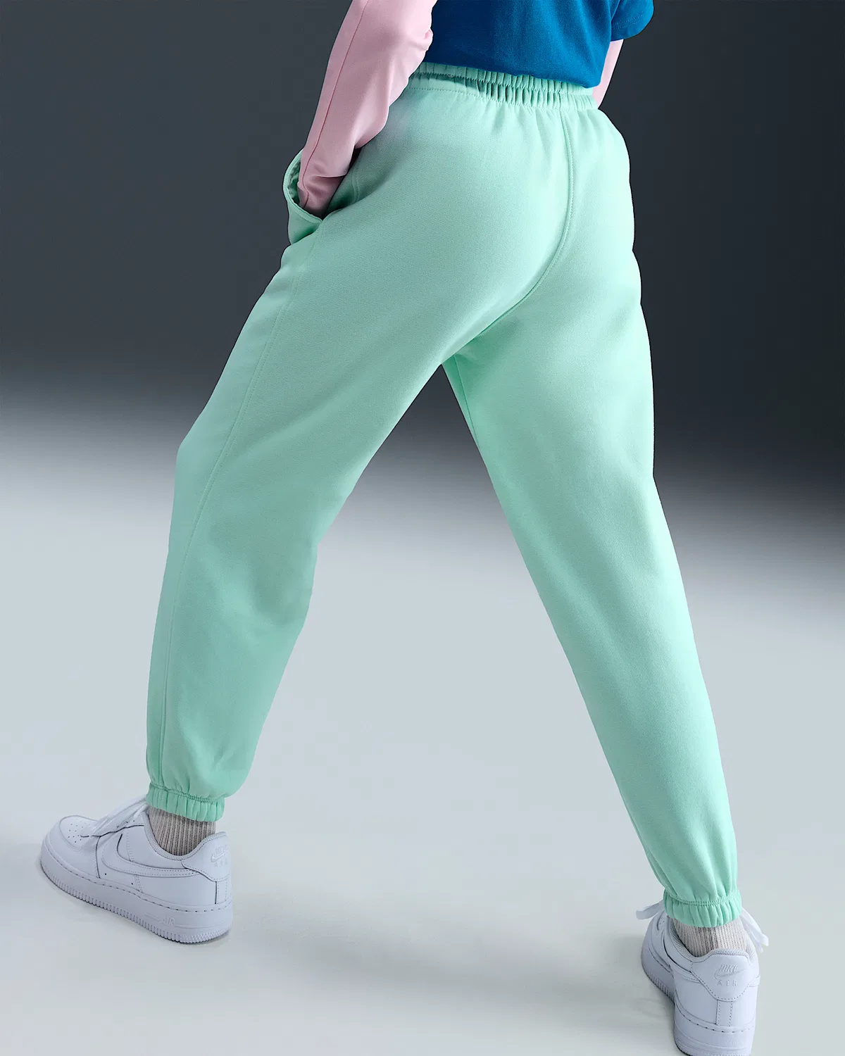 Детские свободные штаны Nike Sportswear Club Fleece, Mint Foam/Mint Foam/White — фото 3