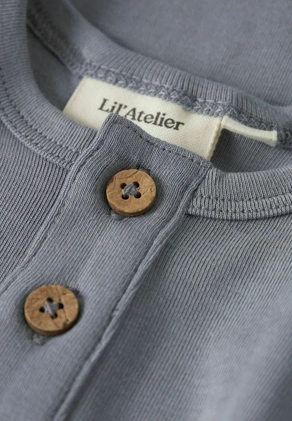Комбинезон с длинным рукавом Lil' Atelier, цвет Tradewinds — фото 3