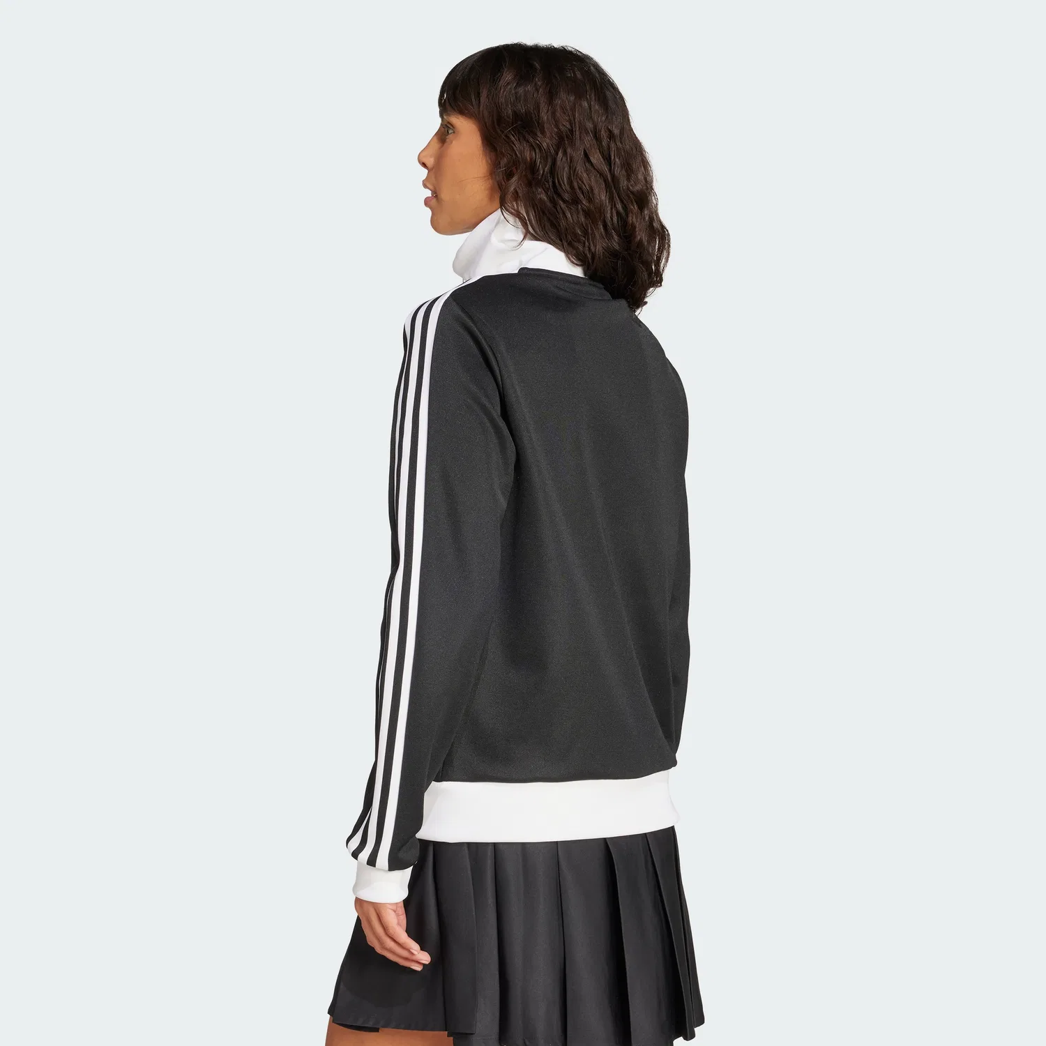 Женская спортивная куртка Beckenbauer от Adidas, чёрно-белая — фото 2