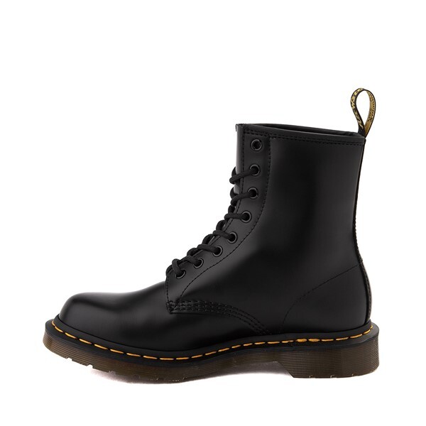

Ботинки Womens Dr. Martens 1460 8-Eye Boot, черный