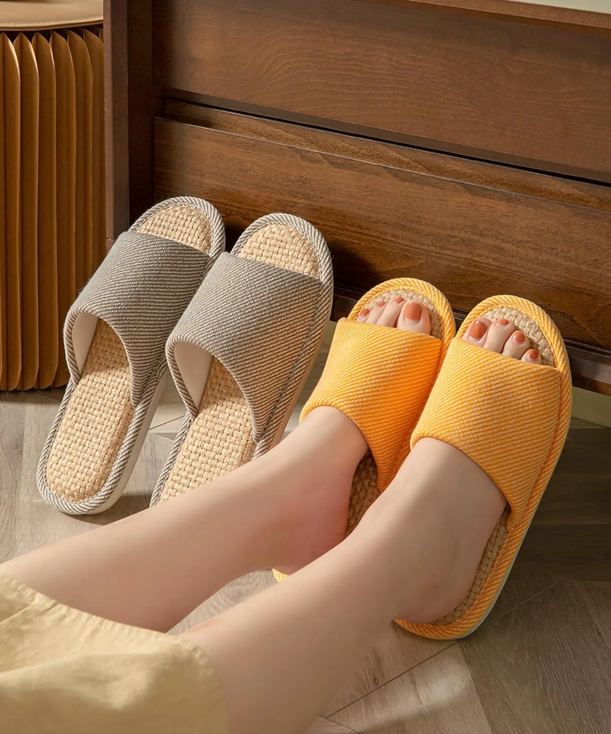 

Тканевые тапочки из льна - дышащие, с противоскользящей подошвой, легко чистятся - летние тихие тапочки для женщин и мужчин VIDSID, желтый