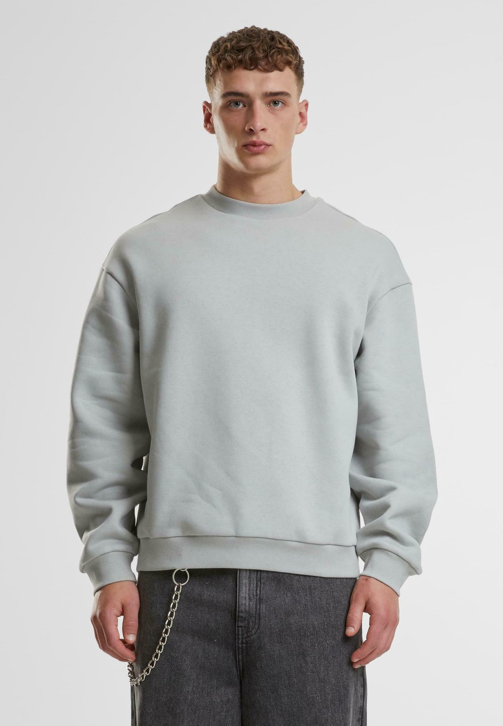 

Толстовка FLUFFY CREWNECK Urban Classics, светло-серый