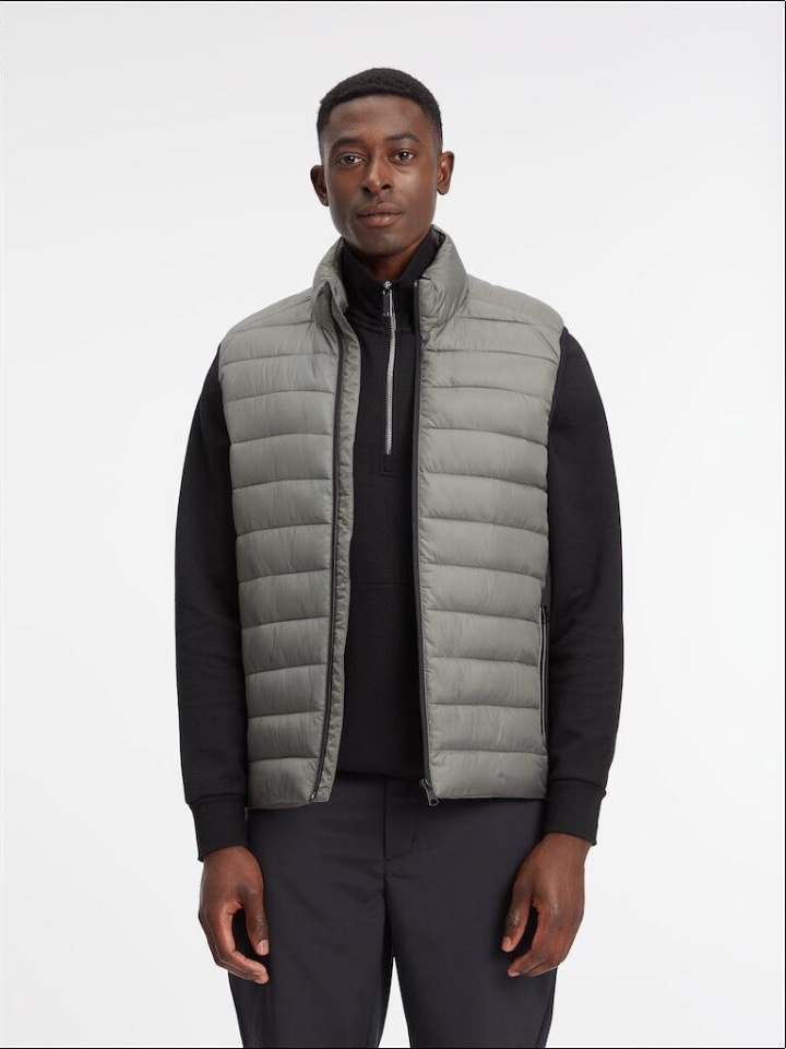 

Жилет Calvin Klein