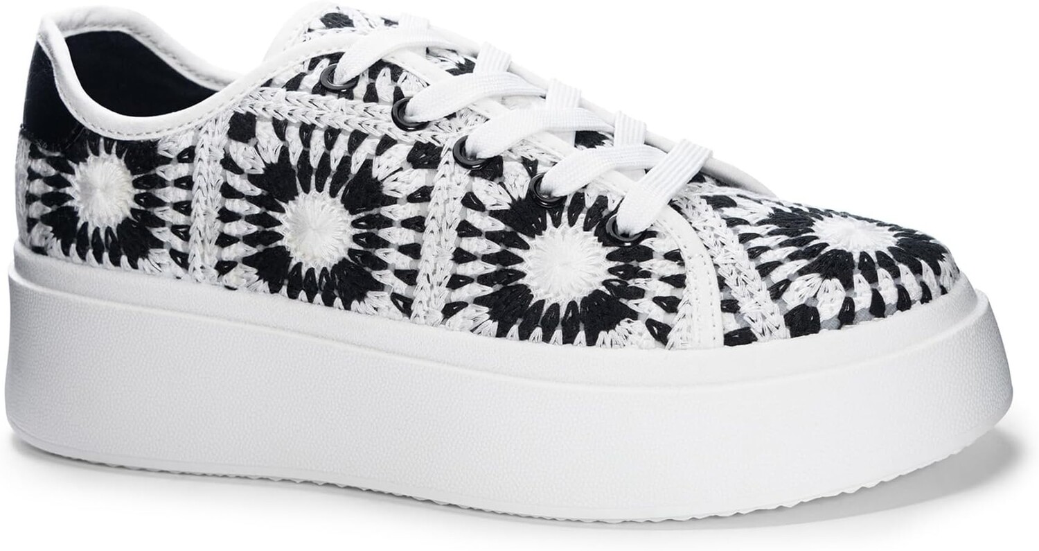 

Кроссовки Recreation Crochet Sneakers Dirty Laundry, цвет Black/White Multi, Черный, Кроссовки Recreation Crochet Sneakers Dirty Laundry, цвет Black/White Multi
