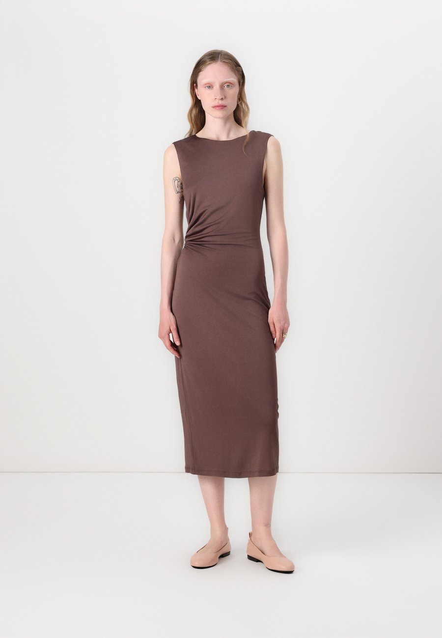 

Платье Malina MARQUIS RUCHED CUT OUT MIDI DRESS, Chocolate/Brown