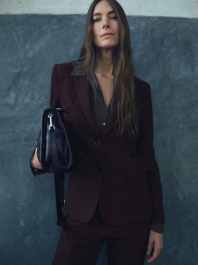 

Блейзер Bergen с одной пуговицей в полоску Mango, Dark Red