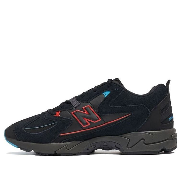 

Кроссовки 828 New Balance, черный