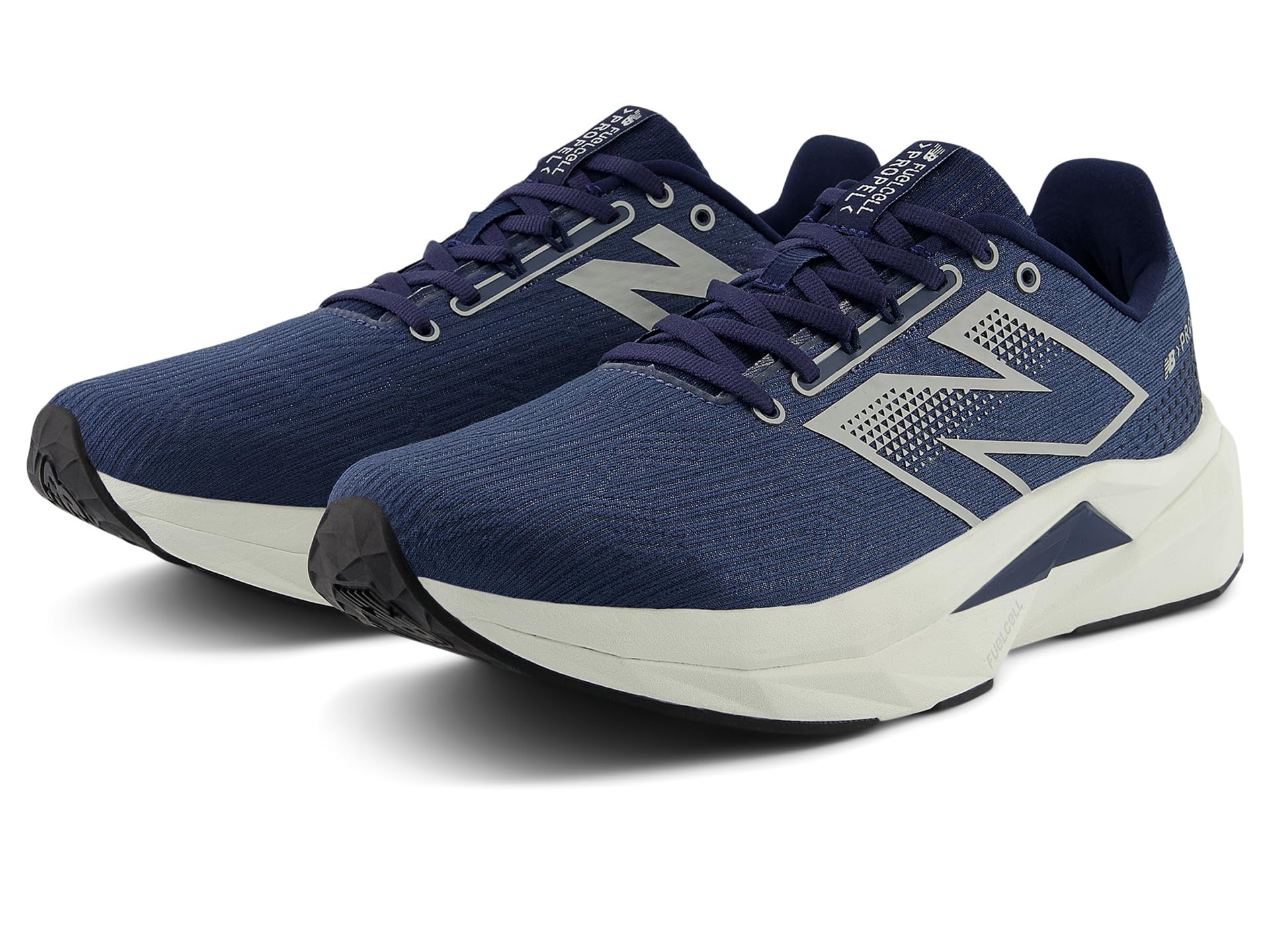 

Кроссовки New Balance Fuelcell Propel V5, NB Navy/Light Arctic Grey