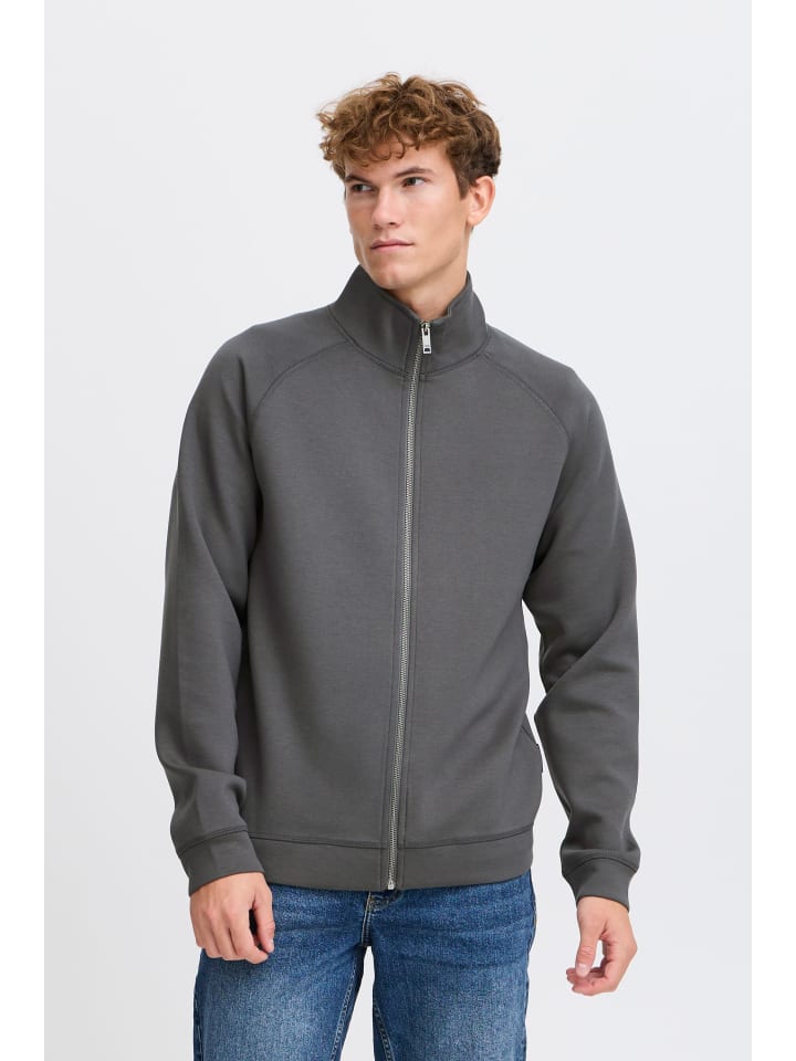 

Спортивная куртка CASUAL FRIDAY, цвет sweatjacke cfsigurd 0096 zipthrough sweatshirt 20504936 schöne sweatjacke in