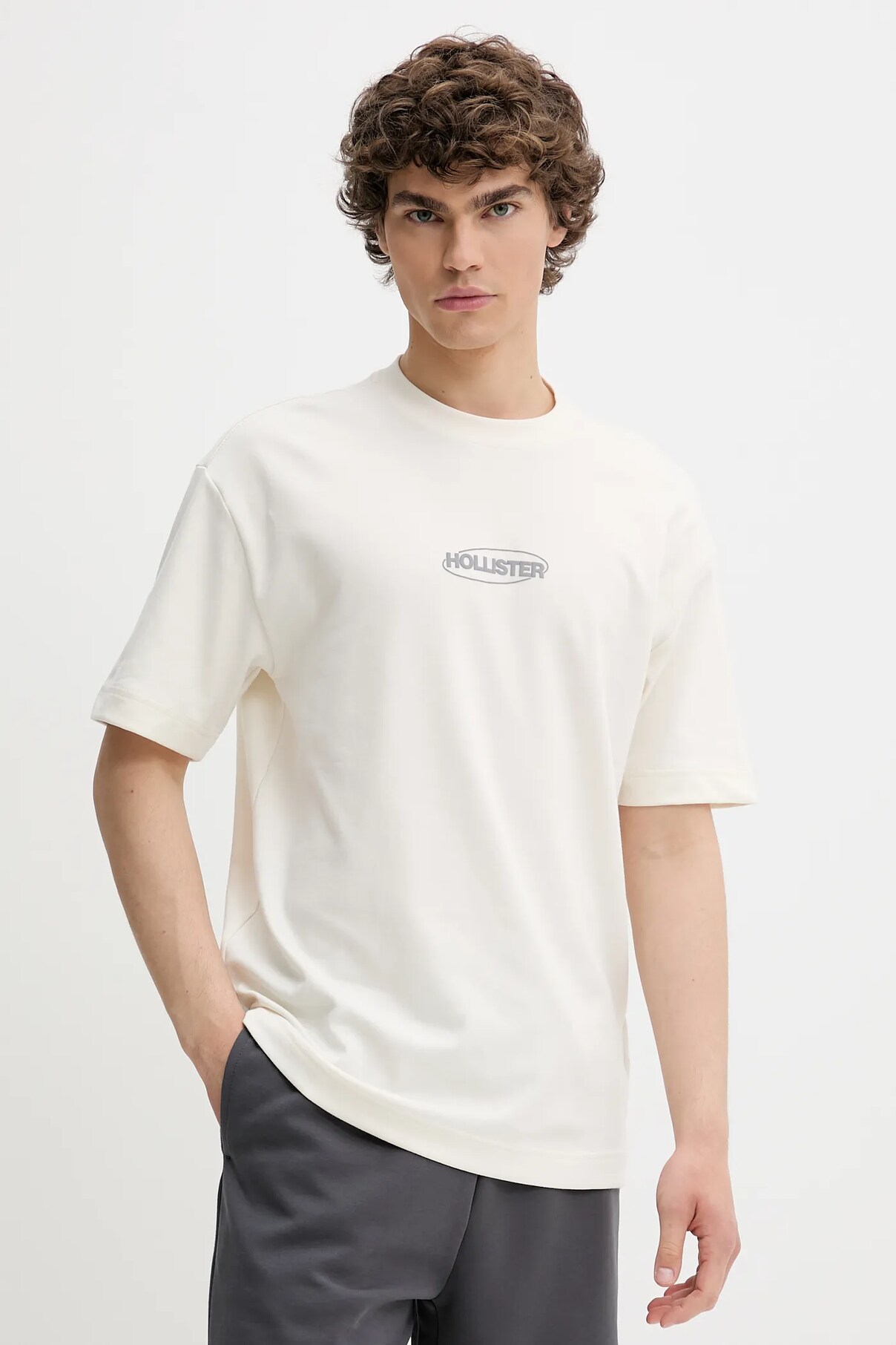 

Футболка Hollister Co., бежевый