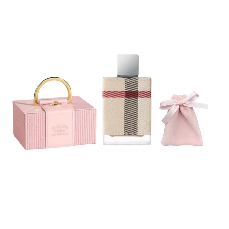 

Burberry Наборы парфюма Cherry Blossom Confession, туалетная вода, парфюмерная вода и розовые парфюмерные сумки Cherry Blossom