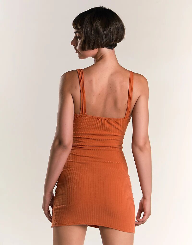 

Облегающее мини-платье без рукавов в рубчик цвета ржавчины
