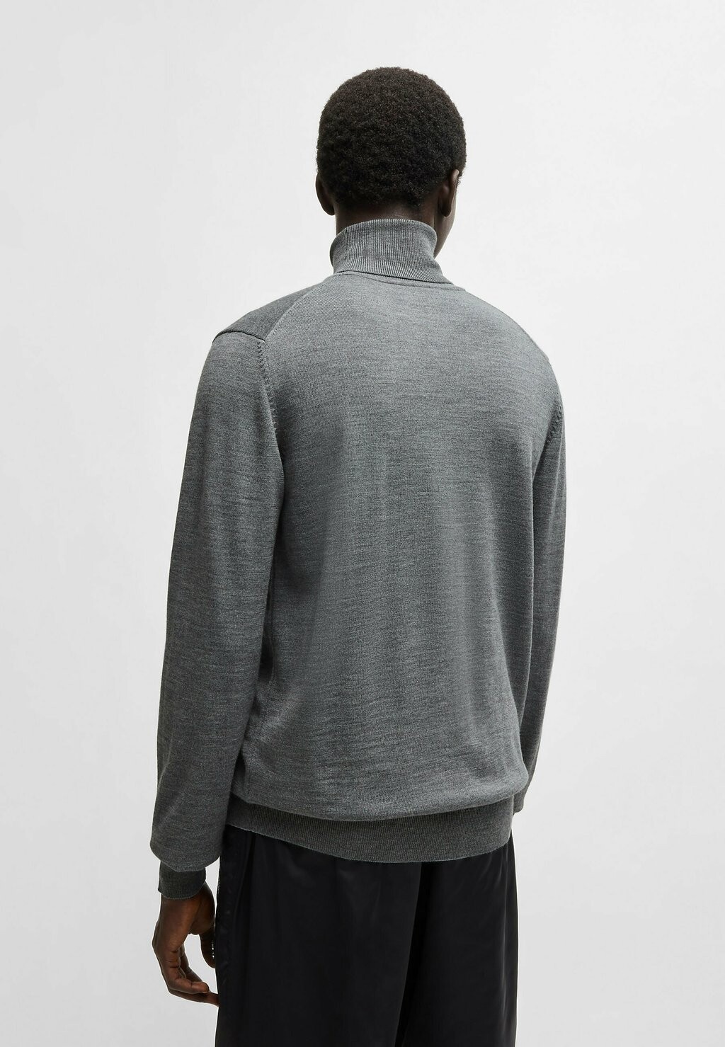 

Джемпер SAN THOMAS HUGO, серый