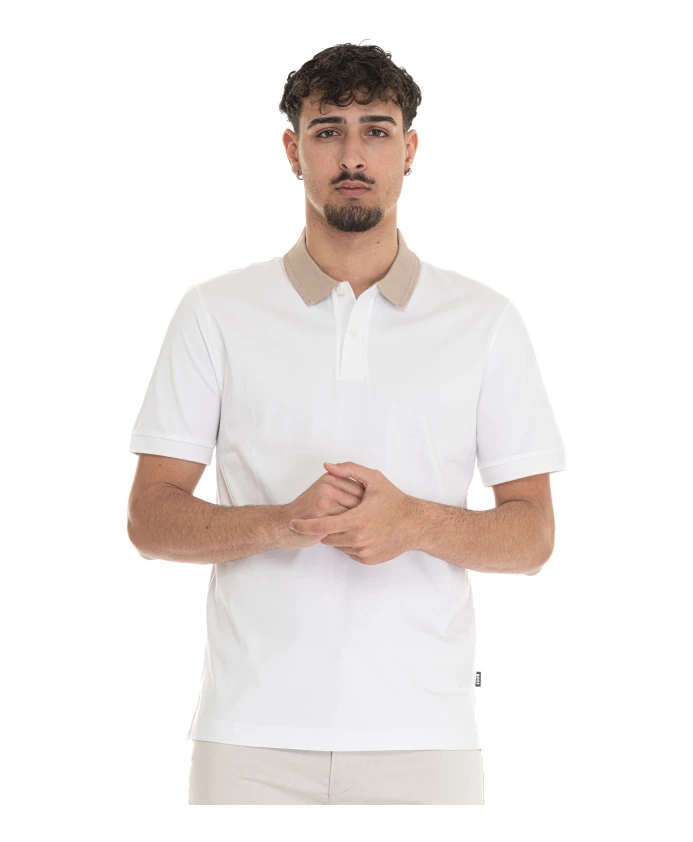 

Рубашка-Поло с контрастным воротником и логотипом. Hugo, белый