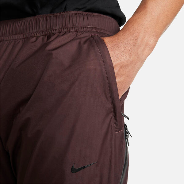 Брюки x nocta drake nrg utility pants 'dark wine black' Nike, мультиколор — фото 3