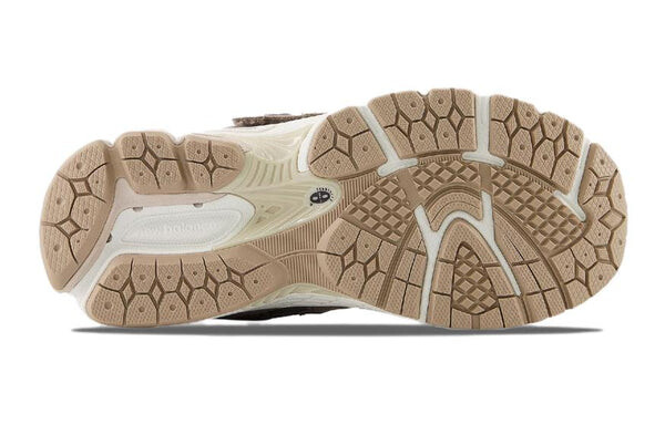 Кроссовки 2002r на липучке New Balance, коричневый — фото 4