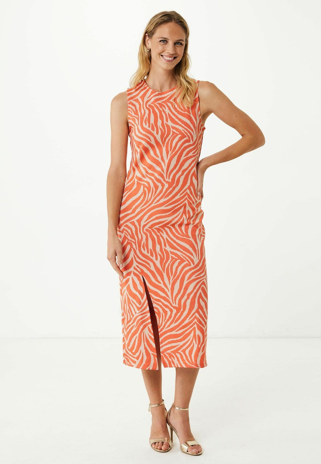 

Платье-джемпер MEXX A-LINE DRESS ZEBRA JAQUARD KNITTED Mexx, мультиколор