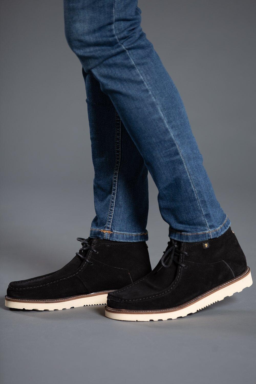 

Замшевые туфли Wallabee на шнуровке "Hanker" Farah Footwear, черный