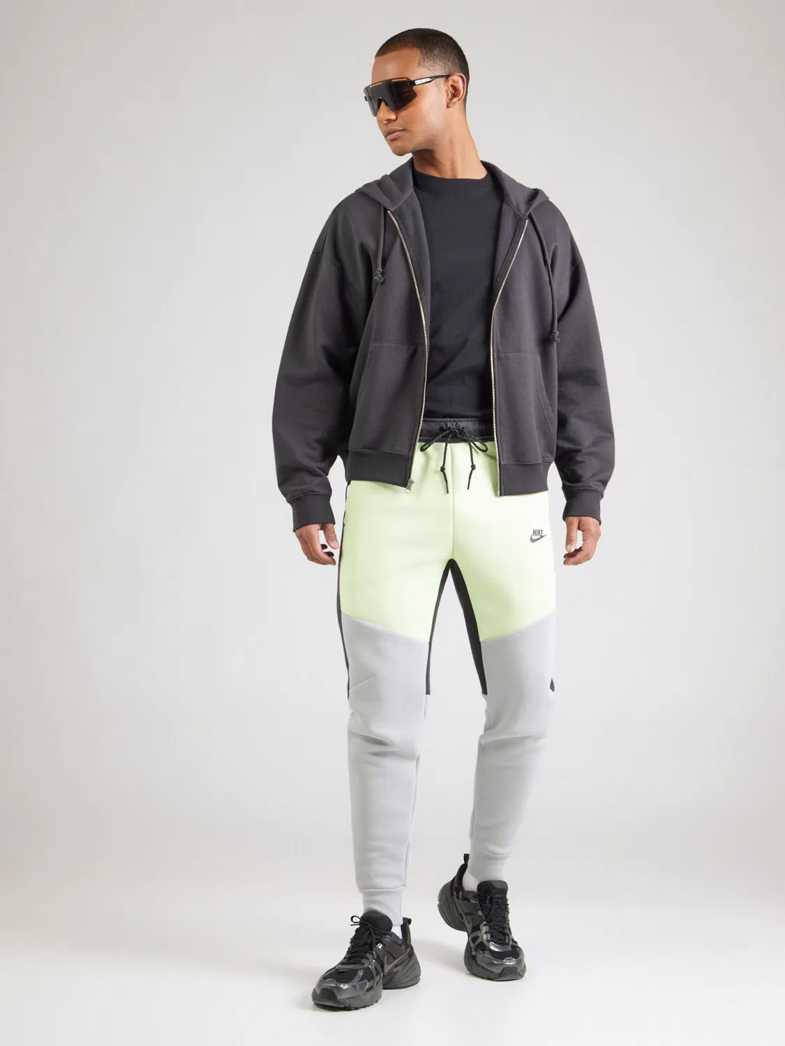 Зауженные брюки 'TCH FLC' Nike Sportswear, Limone — фото 4