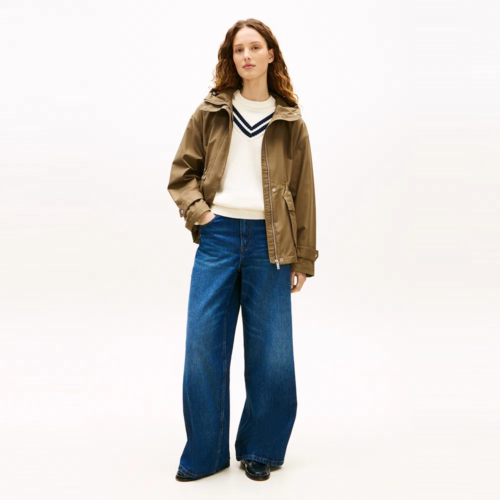 Женская короткая парка Tommy Hilfiger Women Utility цвета хаки — фото 2