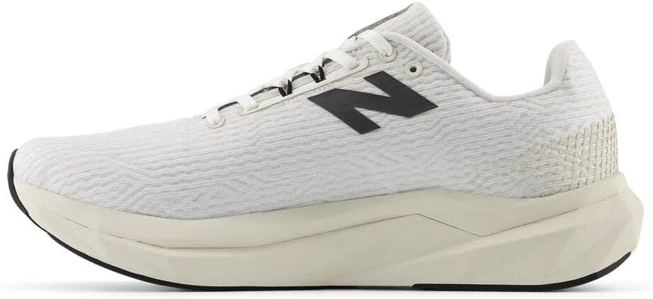 

Мужские кроссовки New Balance FuelCell Propel V5, белый/черный