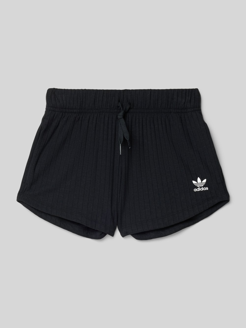 

Шорты прямого кроя с этикеткой adidas Originals, черный