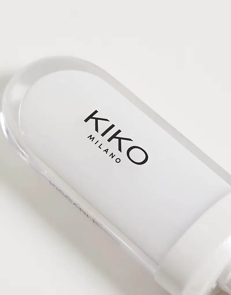 Кремовая помада для увеличения объема губ KIKO Milano Lip Volume Plumping Lip Cream, 02 Cloud Dew — фото 3