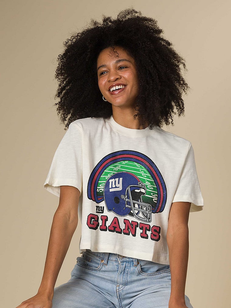 

Укороченная футболка с символикой игры New York Giants Junk Food Clothing, цвет vintage white - giants