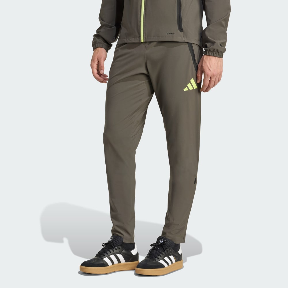 

Спортивный костюм Adidas Real Madrid Tiro 25 Competition Vis Tech Travel Pants, цвет Utility Grey/Semi Frozen Yellow