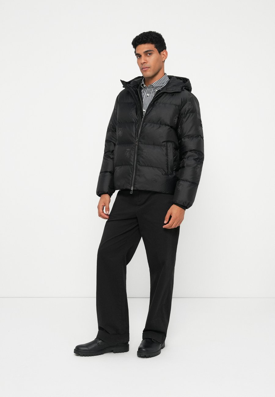 Куртка Tommy Hilfiger CREST HOODED PUFFER, Black — фото 2