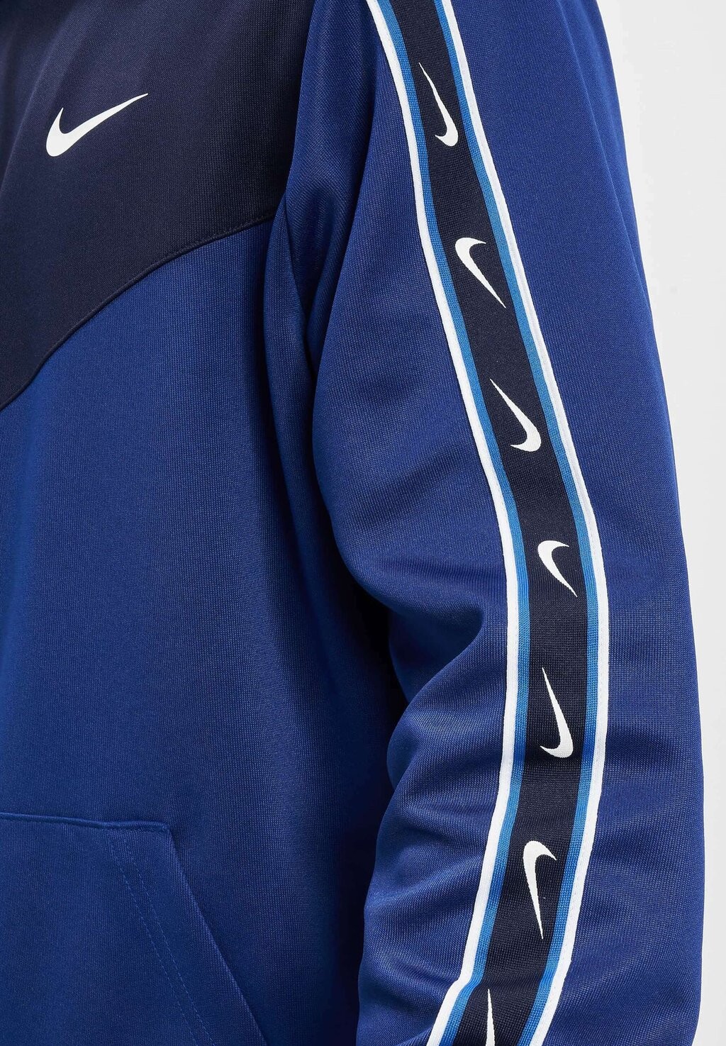 

Тренировочная куртка Nike, зеленый