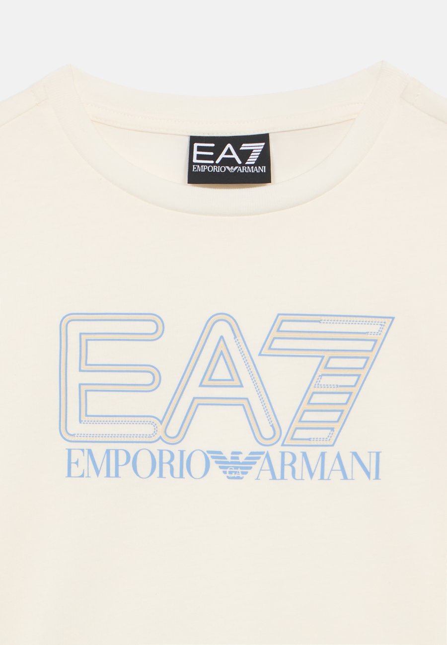 Футболка EA7 Emporio Armani UNISEX, Sugar Swizzle/Off-White — фото 3