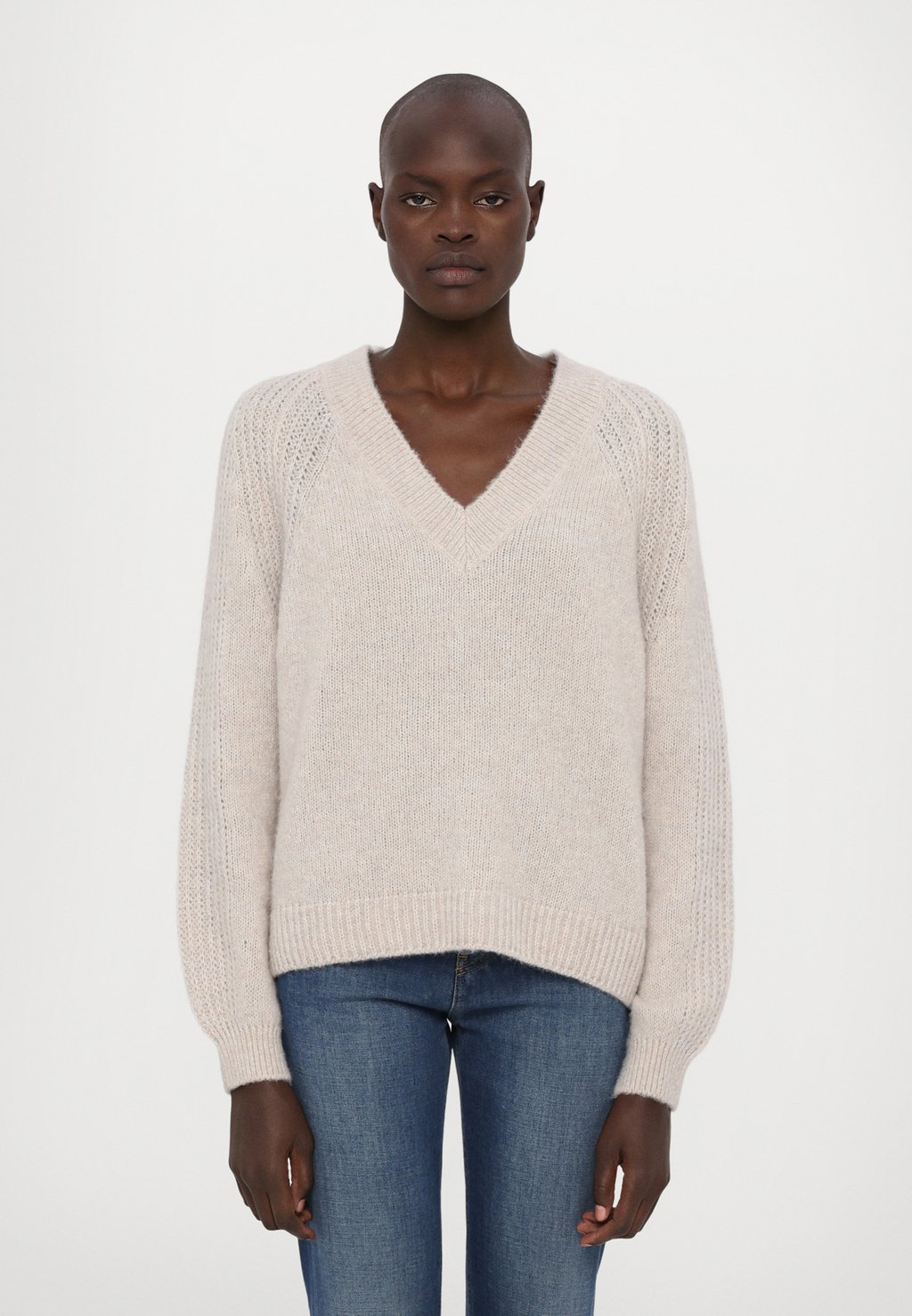 

Джемпер V NECK LONG SLEEVE CLOSED, бежевый
