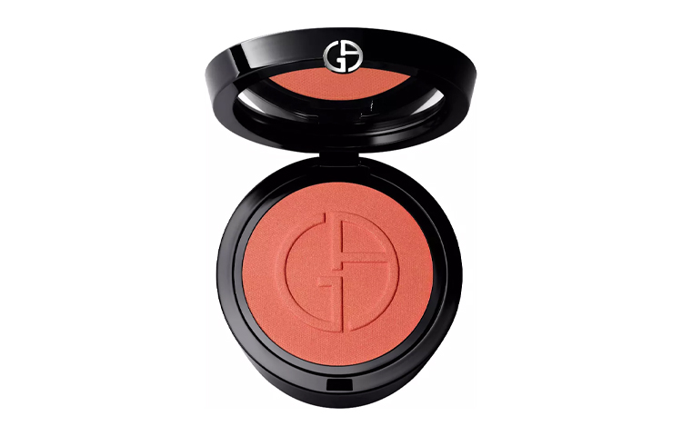 

Розовая светлая линза blush легко растушевывается, корректирует тон кожи 3,6г GIORGIO ARMANI, 51 Amore