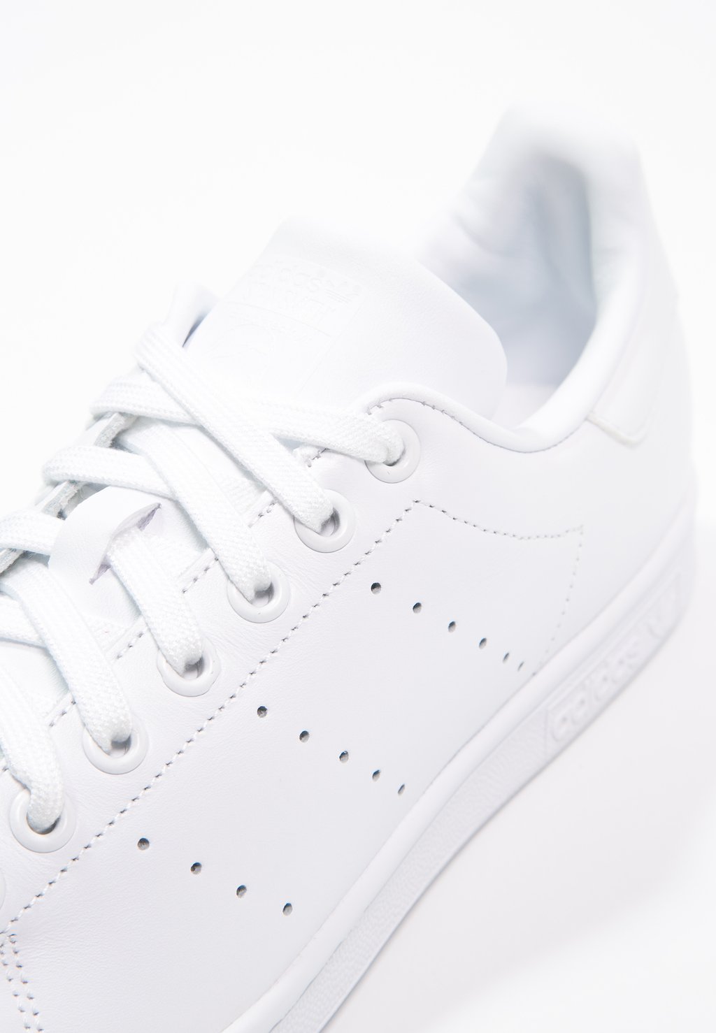 Кроссовки STAN SMITH adidas, белый