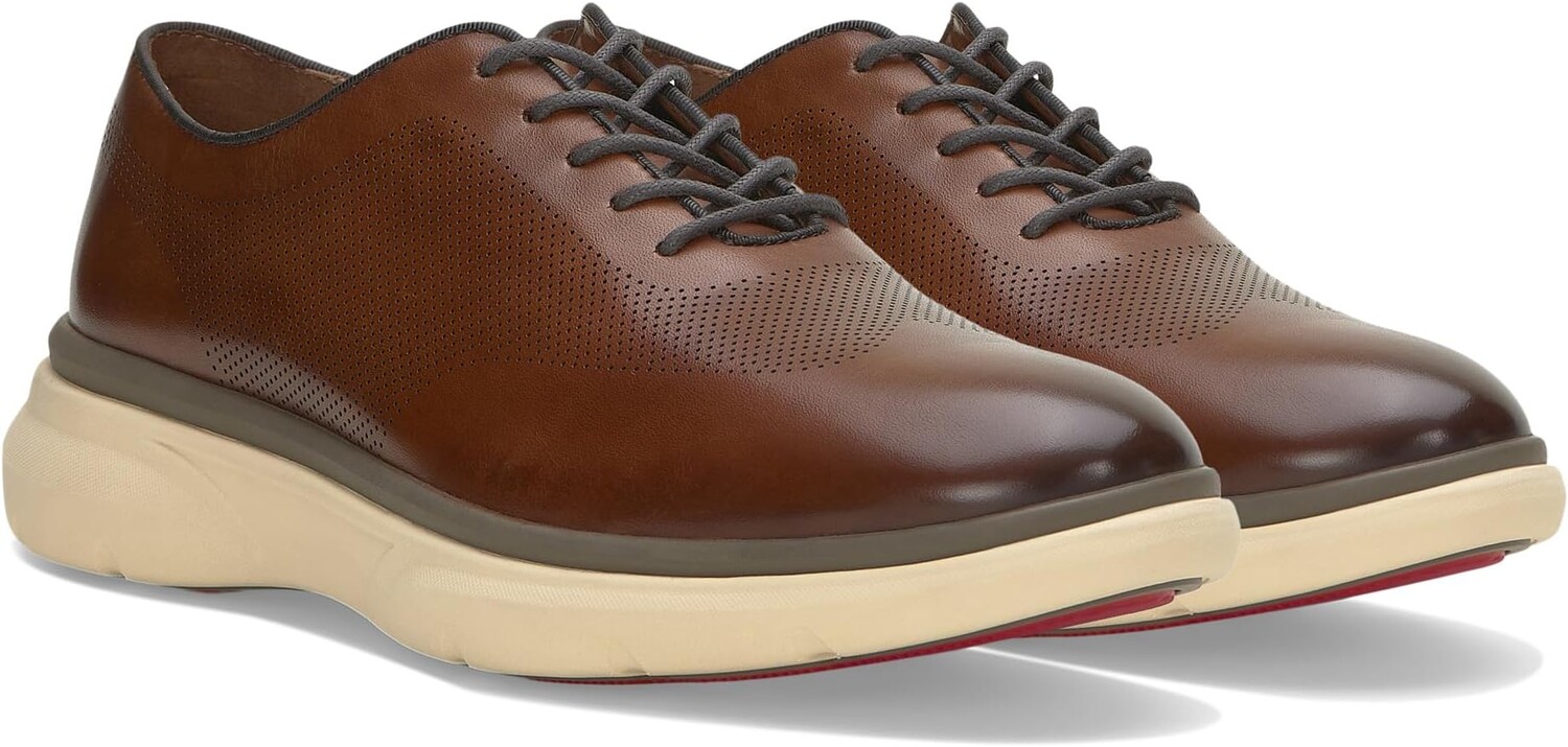 

Оксфорды Talmai Laser Wing Oxford Vince Camuto, цвет Cuero